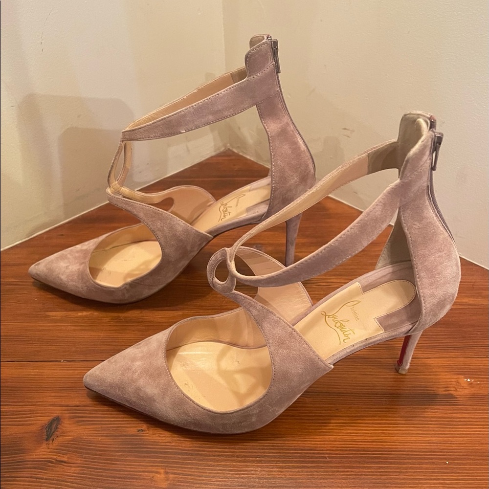 Christian Louboutin Heels 39.5